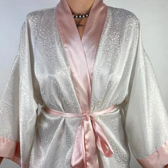Robe Tag Victoria's Secret | Intimates & Sleepwear | Vintage Gold Tag Victorias ...